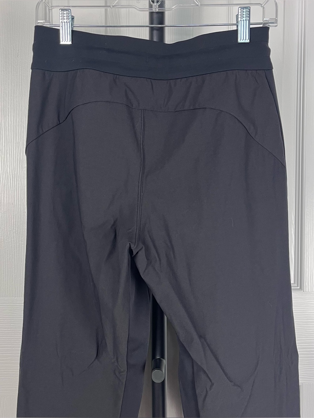Athleta Headlands Hybrid Trek Mid Rise Jogger - Picture 6 of 8